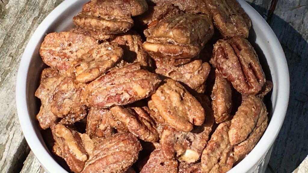 Photo of 4-Ingredient Vanilla Glazed Pecans Recipe 
