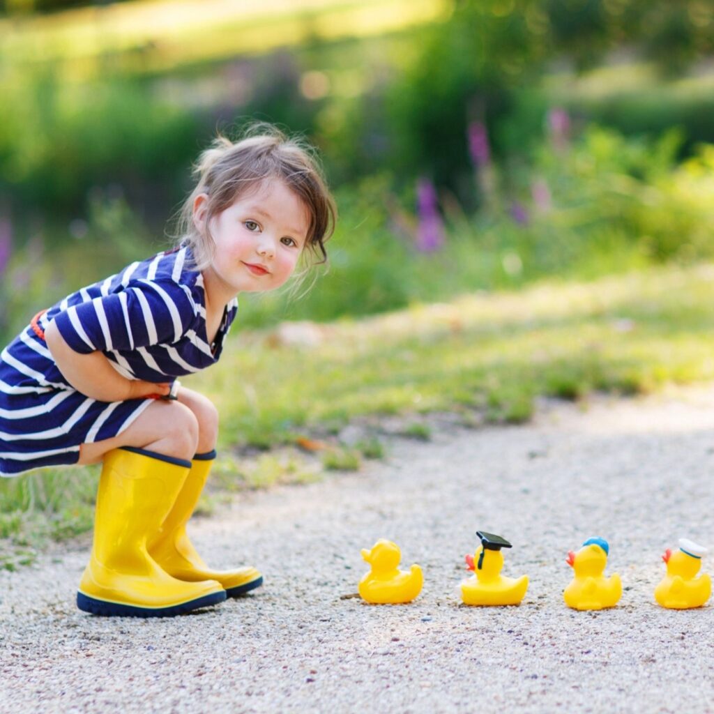 7 Easy Steps to Stretch Your Child's Imagination | Montana Happy