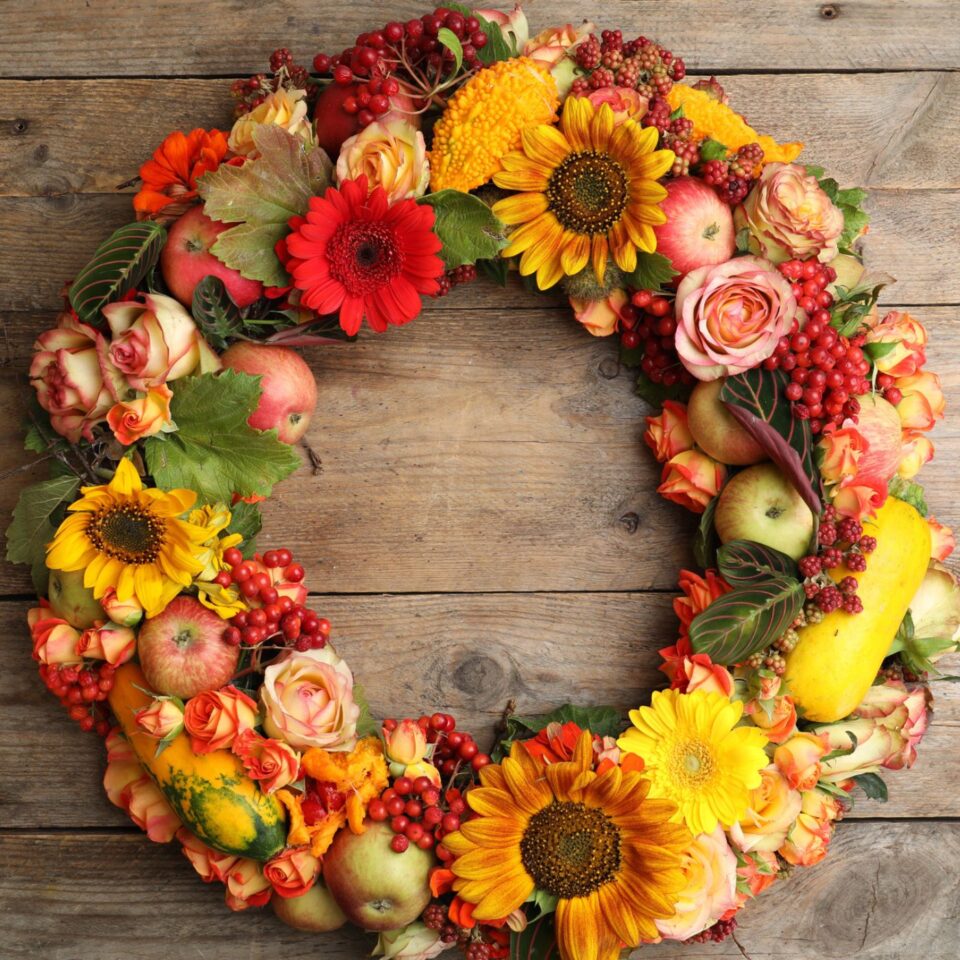 21 Cozy Fall Decor Ideas * Autumn Decorating | Montana Happy