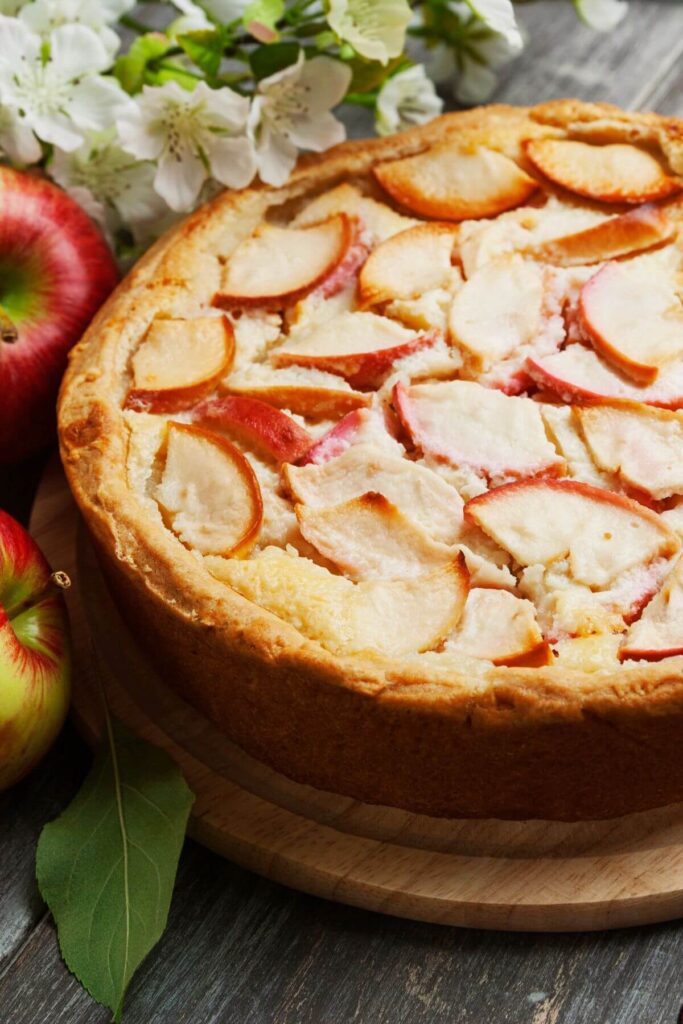 Hygge Family Dinner Traditions - Making Memories with Food - Photo of Apple Pie