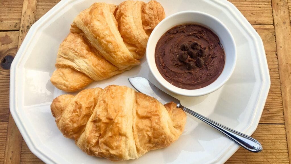 Photo of Whipped Chocolate Butter Recipe with Croissants 