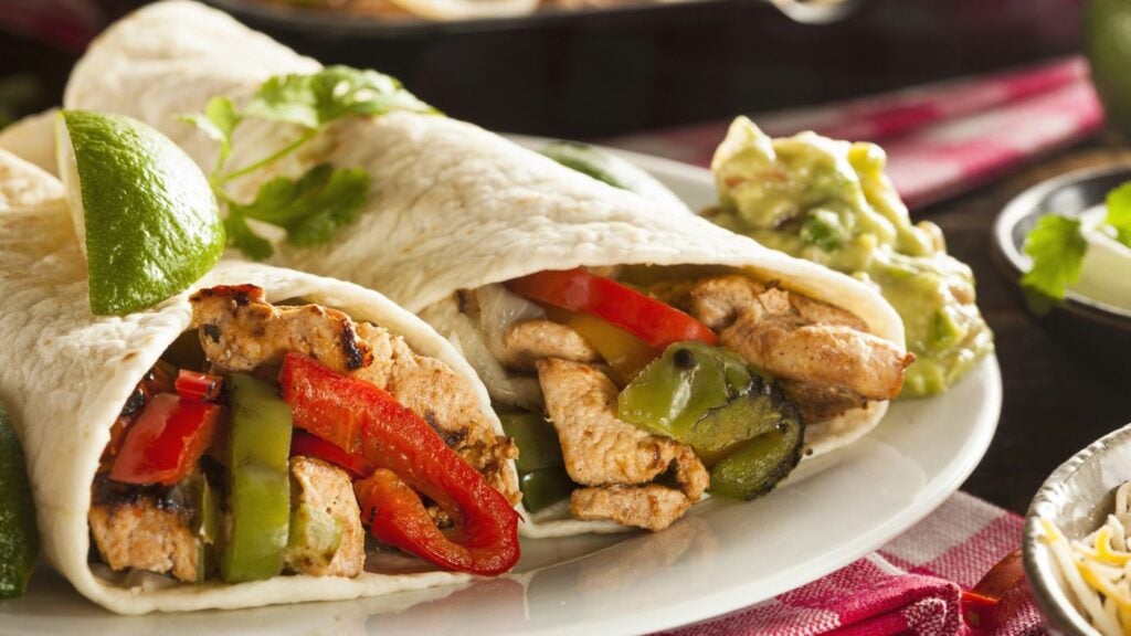 The Best Fajita Seasoning Mix Recipe - Photo of Chicken Fajitas