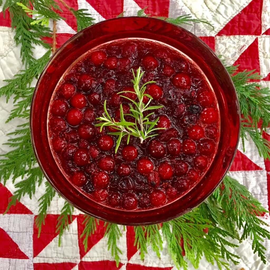 Easy Homemade Cranberry Sauce Recipe