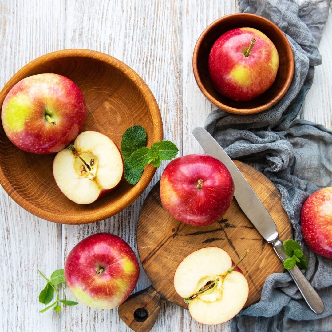 THE BEST Cinnamon Apple Tea Latte Recipe Montana Happy