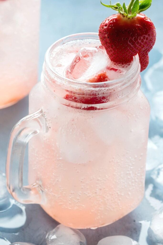 Strawberry Stems Lemonade 
