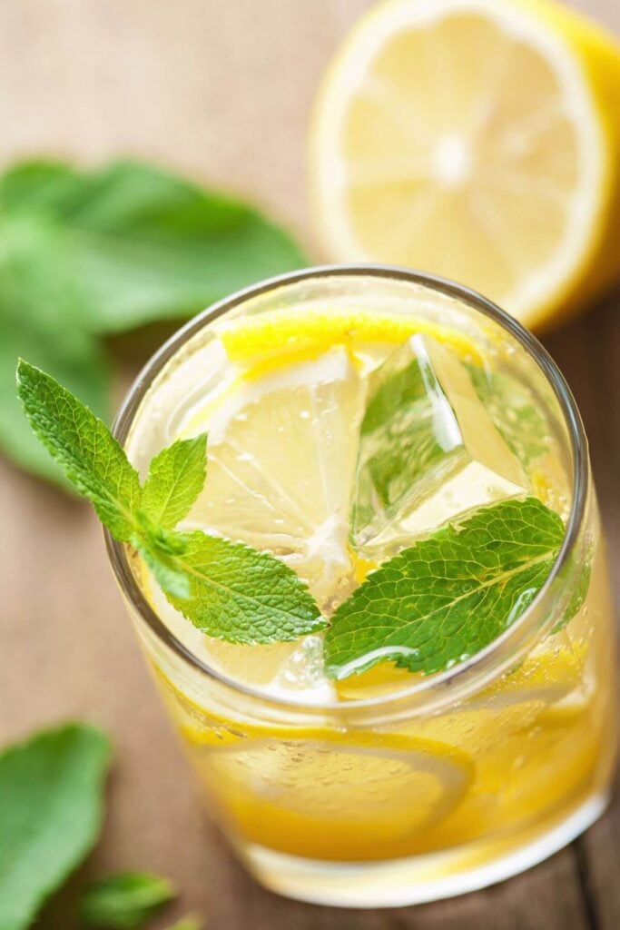 What to do with Mint Leaves - Photo of Mint Lemonade