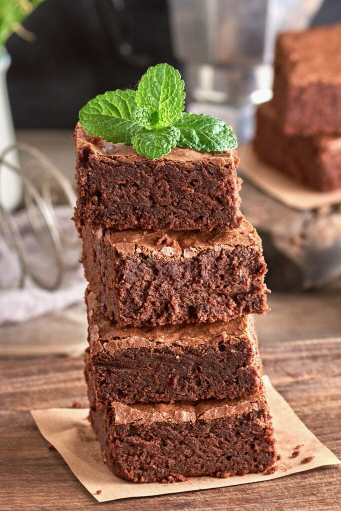 What to do with Mint Leaves - Photo of Mint Brownies 