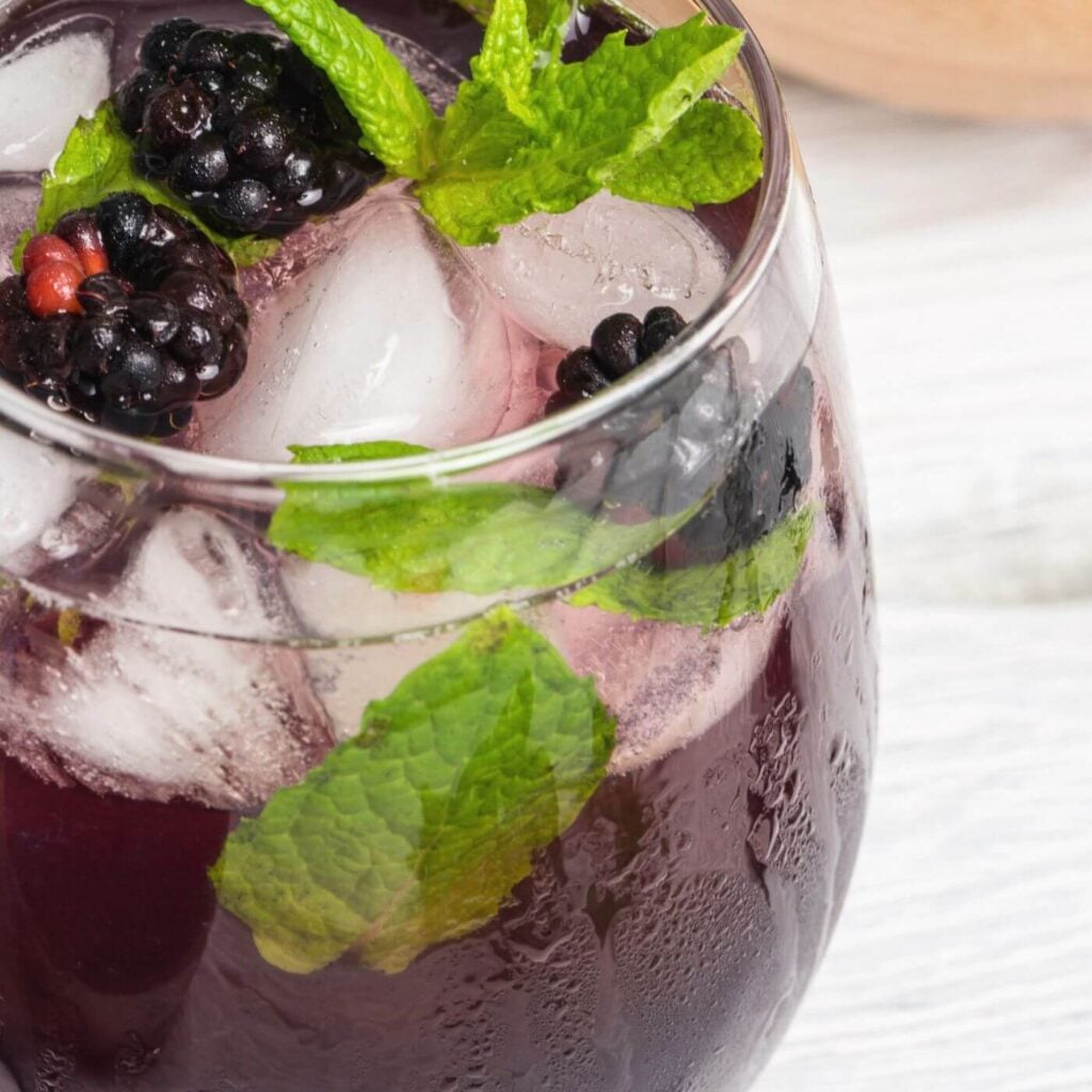 What to do with Mint Leaves - Photo of a Blackberry Mint Drink