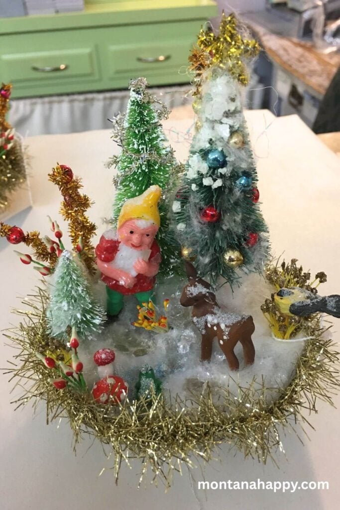 Vintage Christmas Decorations - Vintage Christmas Scene