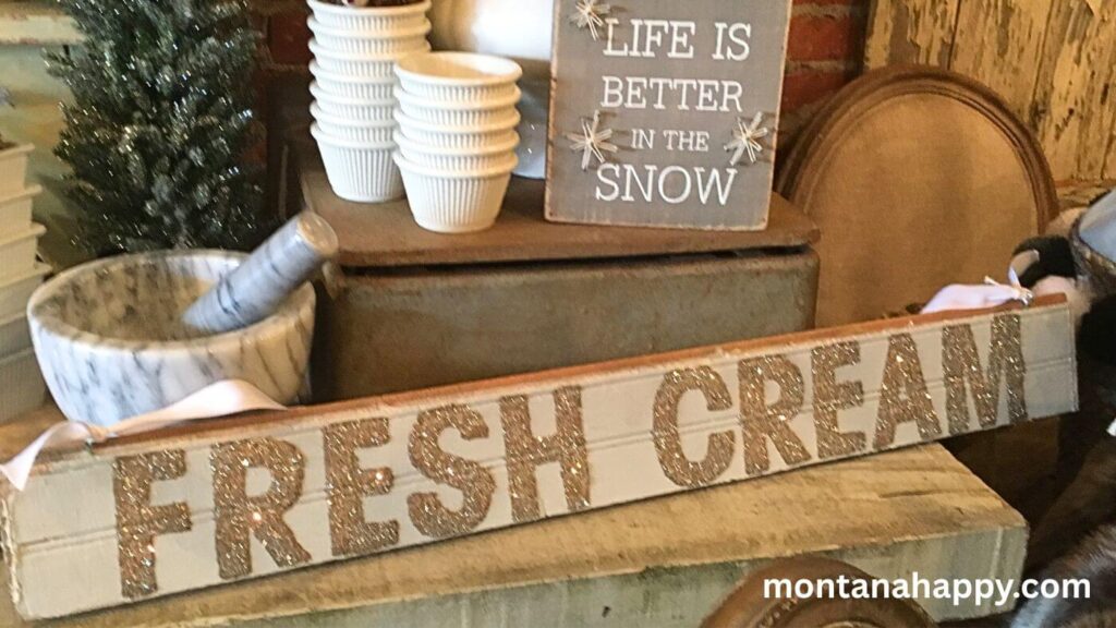 Vintage Christmas Decorations - Wooden Vintage Fresh Cream Sign