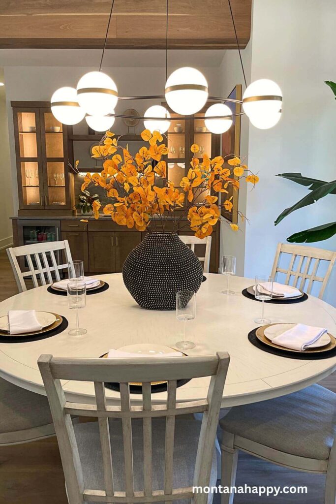 Gorgeous Home Decor Ideas - Modern Dining Room with White Wooden Table and Chairs