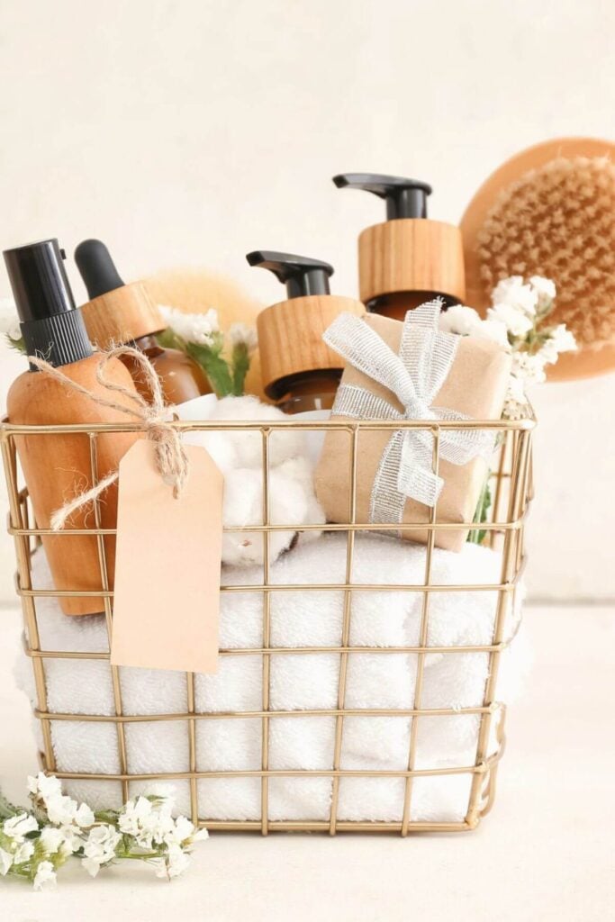 The Best Christmas Gift Basket Ideas - Christmas Spa Gift Basket 
