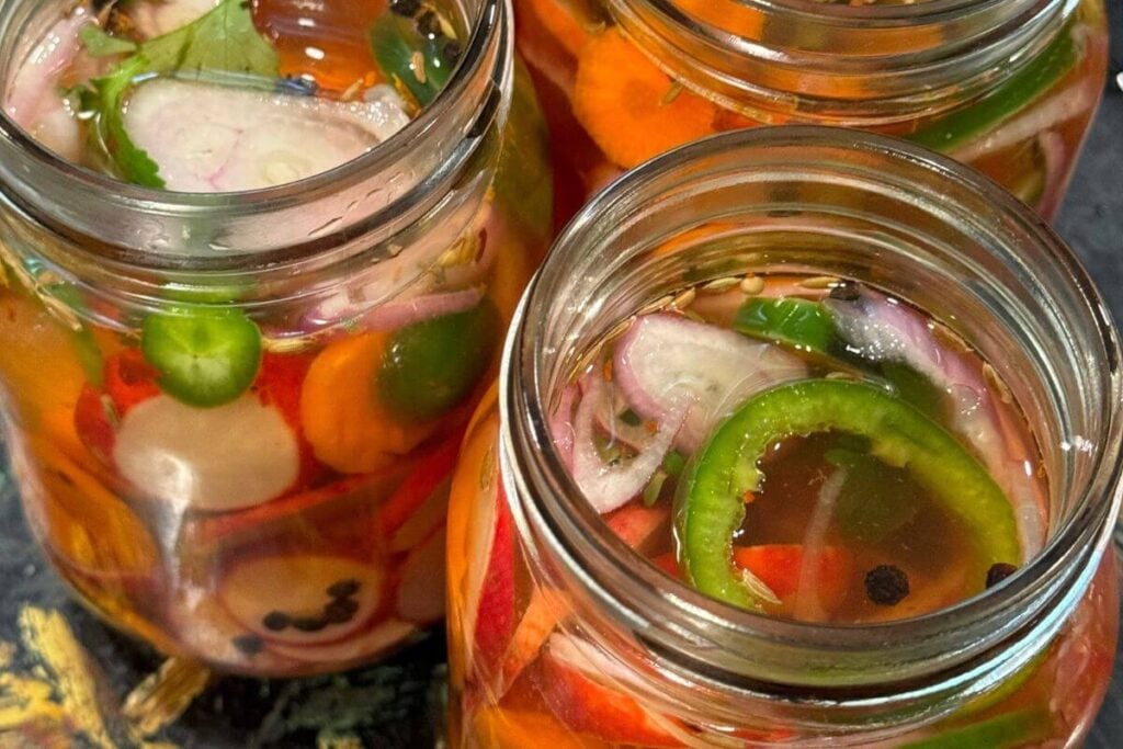 Close-Up Photo of Taco Quickles Recipe * Quick Pickled Recipes 