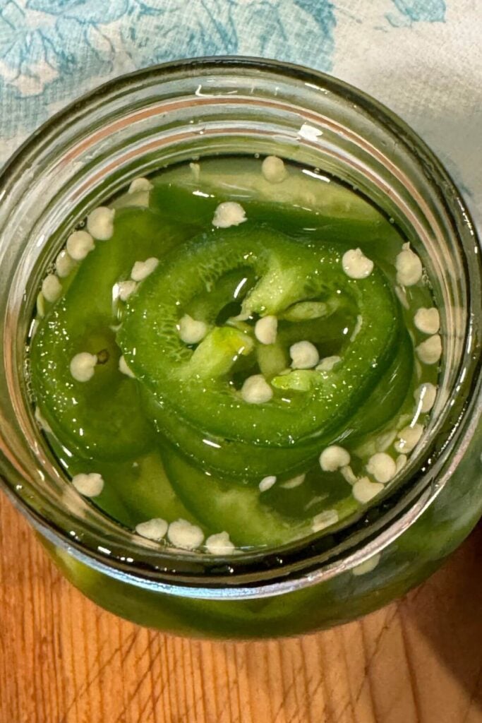 Quick Pickled Jalapeño Recipes * Photo of Quick Pickled Jalapeños 