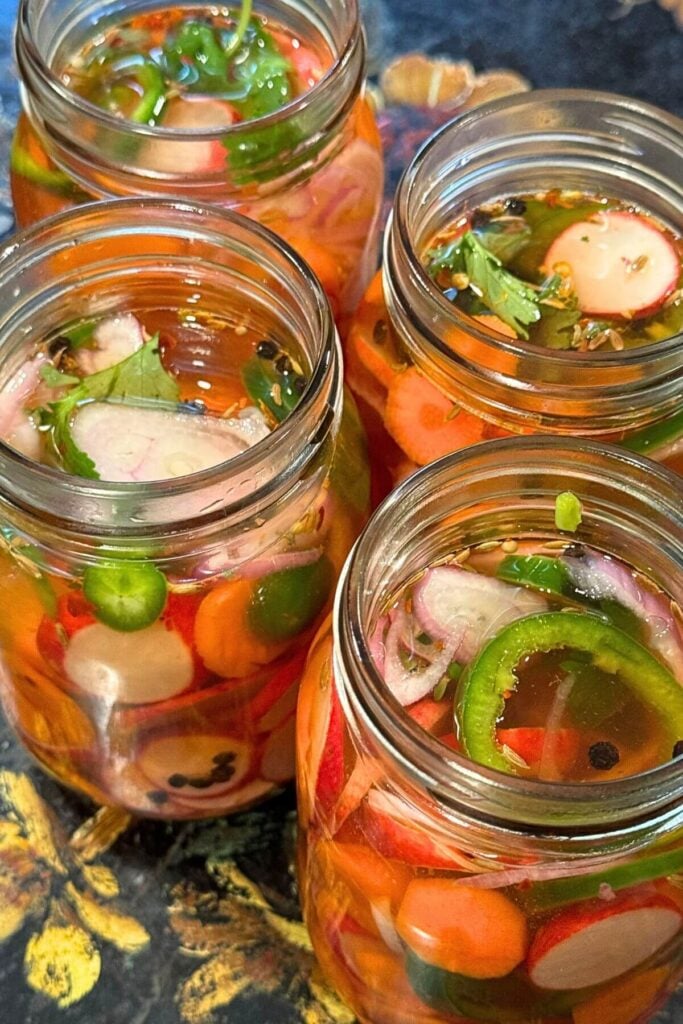 Quick Pickled Jalapeño Recipes * Photo of Taco Quickles 
